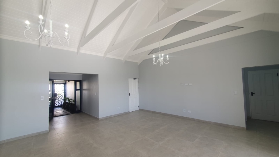 4 Bedroom Property for Sale in Da Gama Bay Western Cape